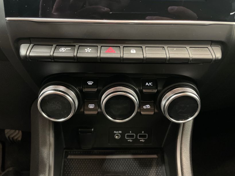 RENAULT CAPTUR 2022 - Photo n°19