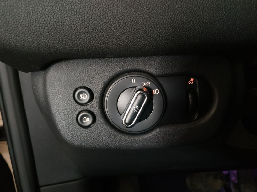 MINI MINI CLUBMAN F54 2016 - Photo n°19