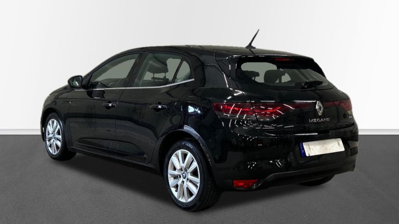 RENAULT MEGANE IV BERLINE 2021 - Photo n°4