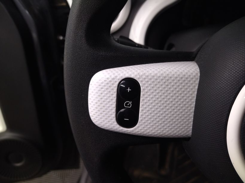 RENAULT TWINGO III 2016 - Photo n°27
