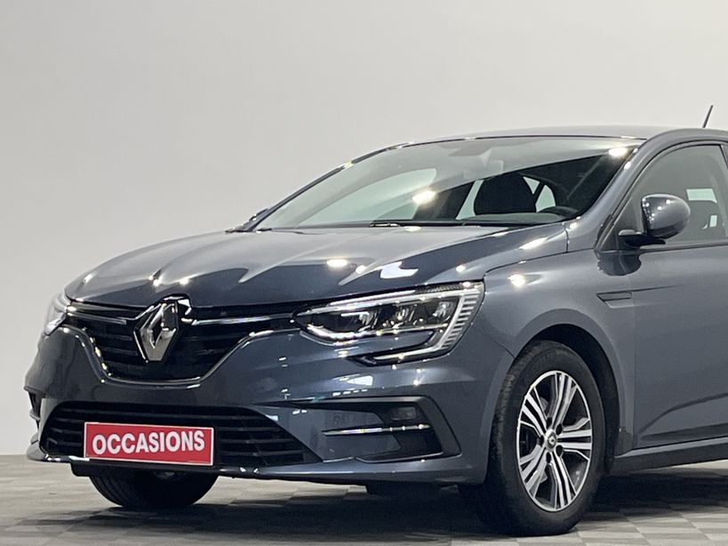 RENAULT MEGANE IV BERLINE 2022 - Photo n°45