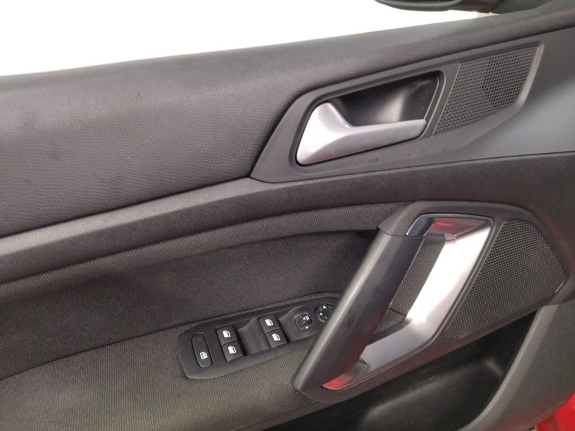 PEUGEOT 308 2021 - Photo n°26