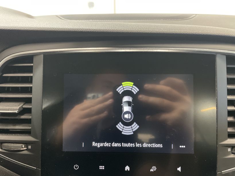 RENAULT MEGANE IV ESTATE 2021 - Photo n°13