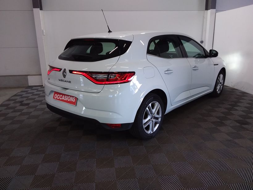 RENAULT MEGANE IV BERLINE BUSINESS 2020 - Photo n°4