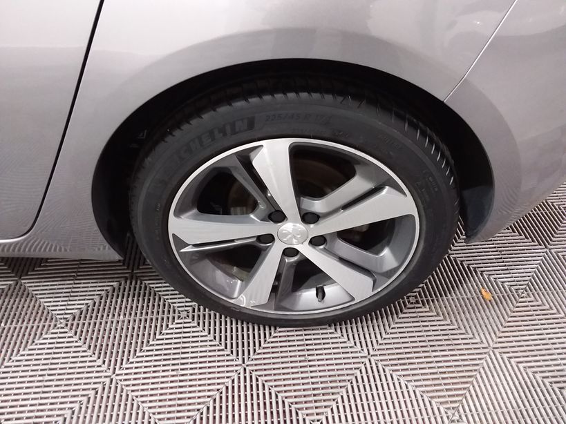 PEUGEOT 308 2019 - Photo n°30