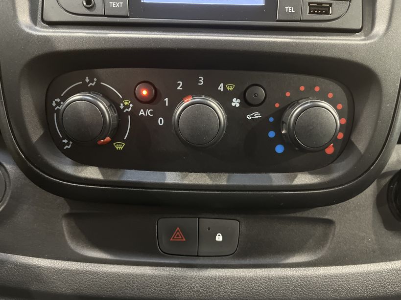 OPEL VIVARO COMBI 2018 - Photo n°16