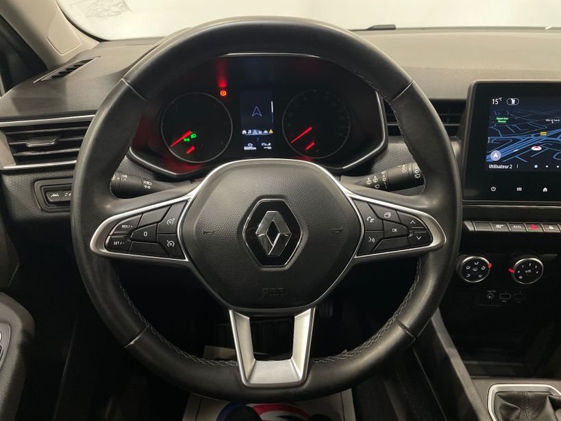 RENAULT CLIO V 2021 - Photo n°11