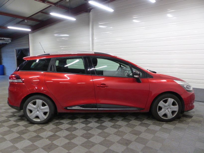 RENAULT CLIO IV ESTATE 2013 - Photo n°14