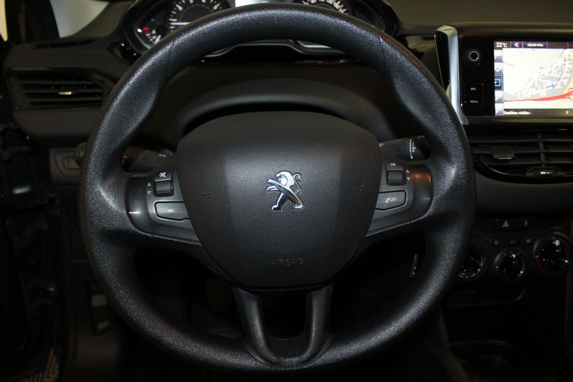 PEUGEOT 208 2016 - Photo n°17