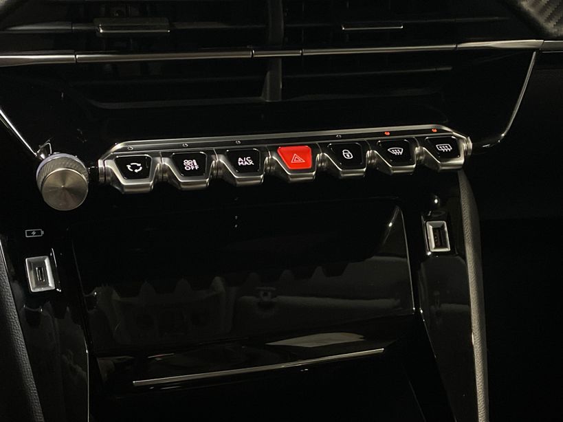 PEUGEOT 208 2023 - Photo n°17