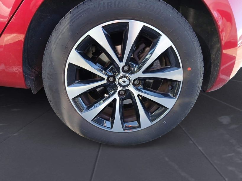 RENAULT CLIO V 2023 - Photo n°10