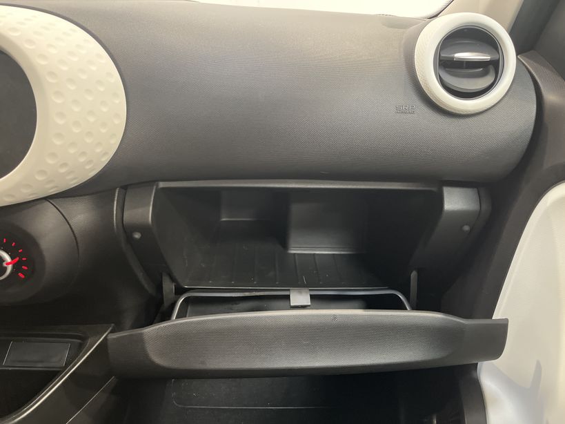 RENAULT TWINGO III 2021 - Photo n°22