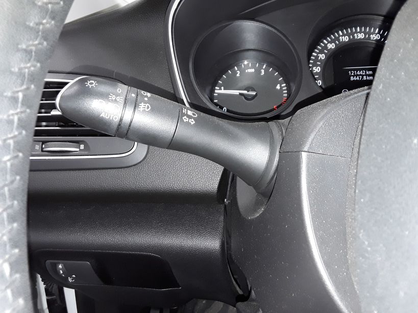 RENAULT MEGANE IV SOCIETE 2016 - Photo n°12