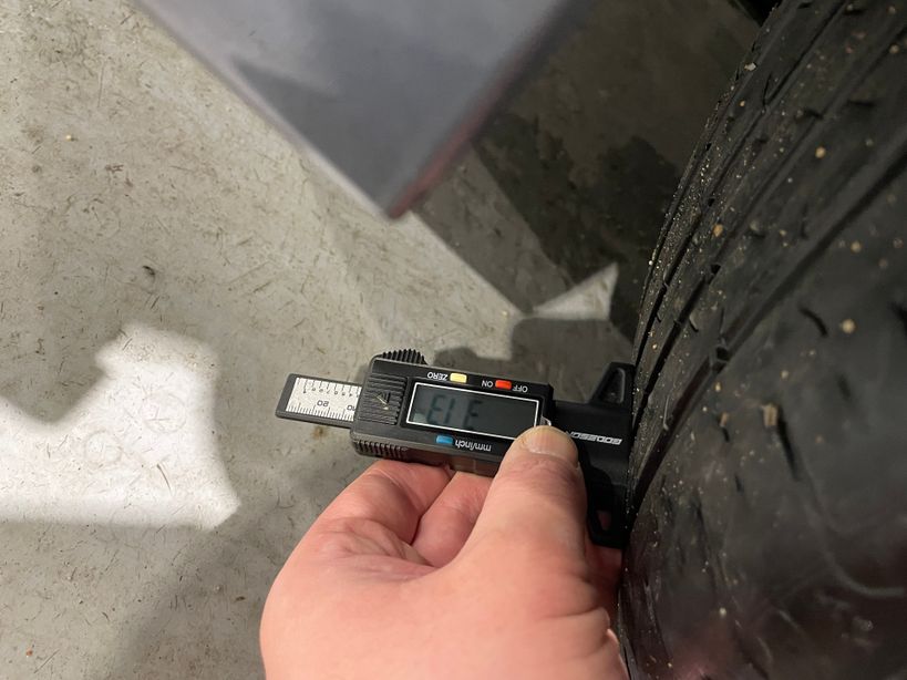 RENAULT MEGANE IV ESTATE 2023 - Photo n°3