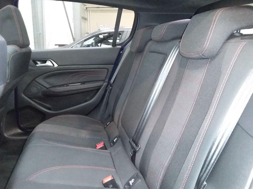 PEUGEOT 308 2019 - Photo n°10