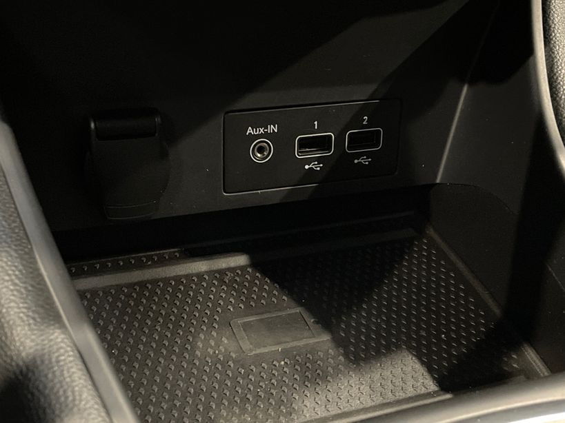 RENAULT CAPTUR 2021 - Photo n°19