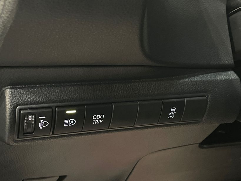 TOYOTA COROLLA TOURING SPORTS HYBRIDE 2023 - Photo n°35