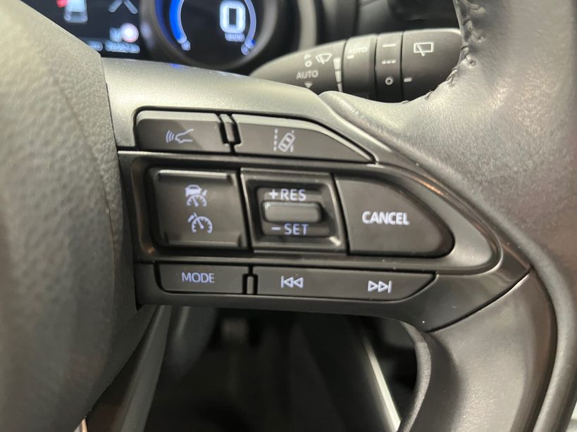 TOYOTA YARIS HYBRIDE MY20 2022 - Photo n°13