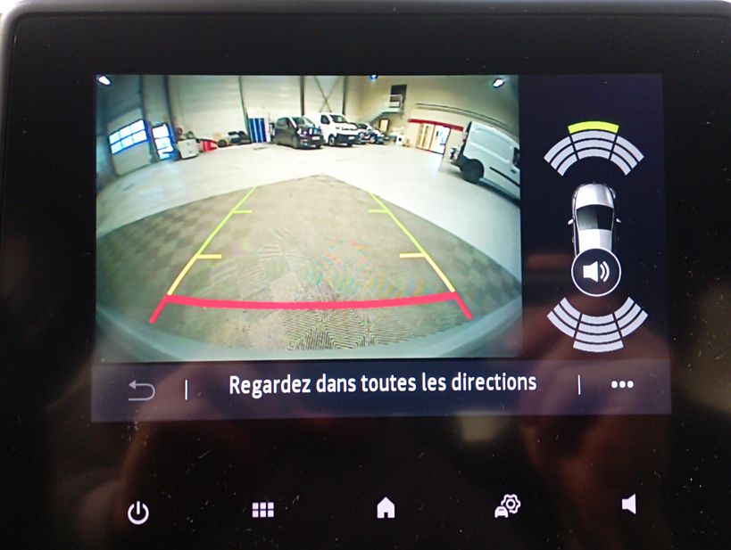 RENAULT CLIO V 2021 - Photo n°17