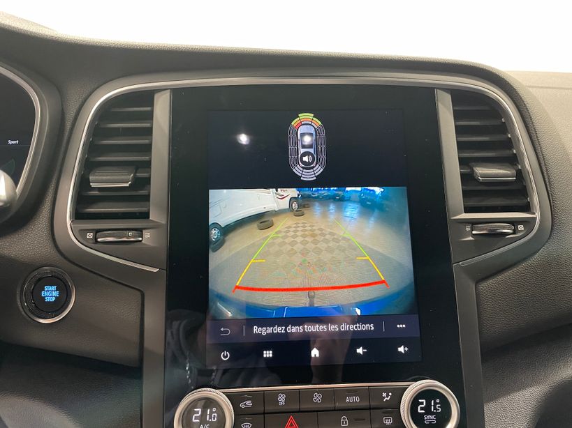 RENAULT MEGANE IV BERLINE 2022 - Photo n°21