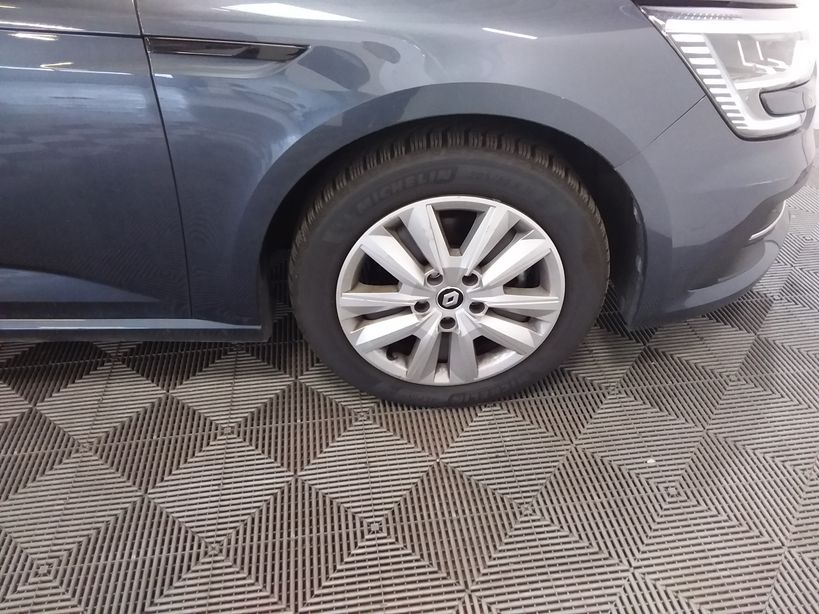 RENAULT MEGANE IV BERLINE 2022 - Photo n°27