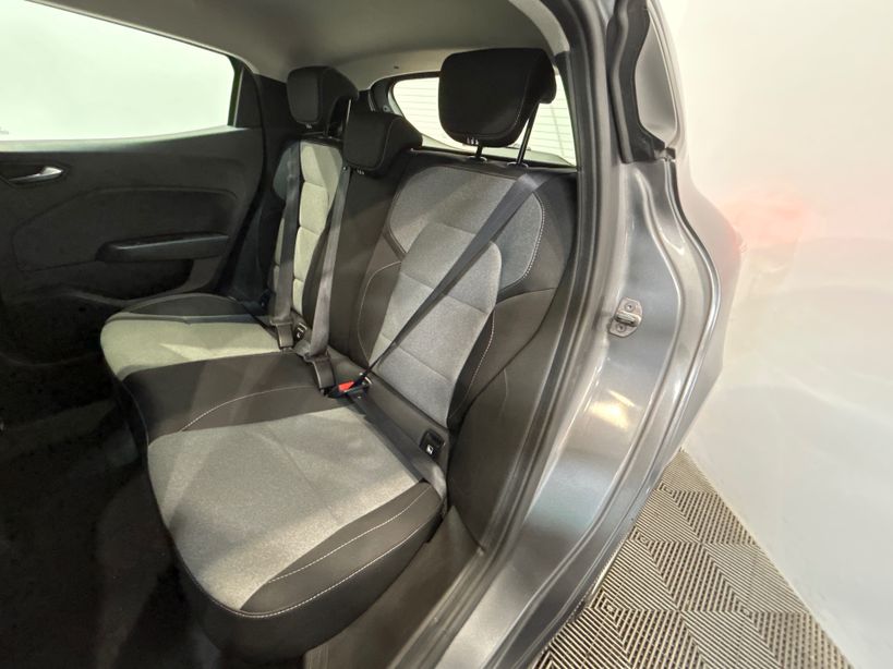 RENAULT CLIO V 2024 - Photo n°10