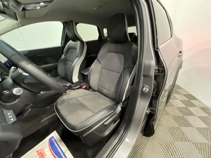 RENAULT CAPTUR 2021 - Photo n°9