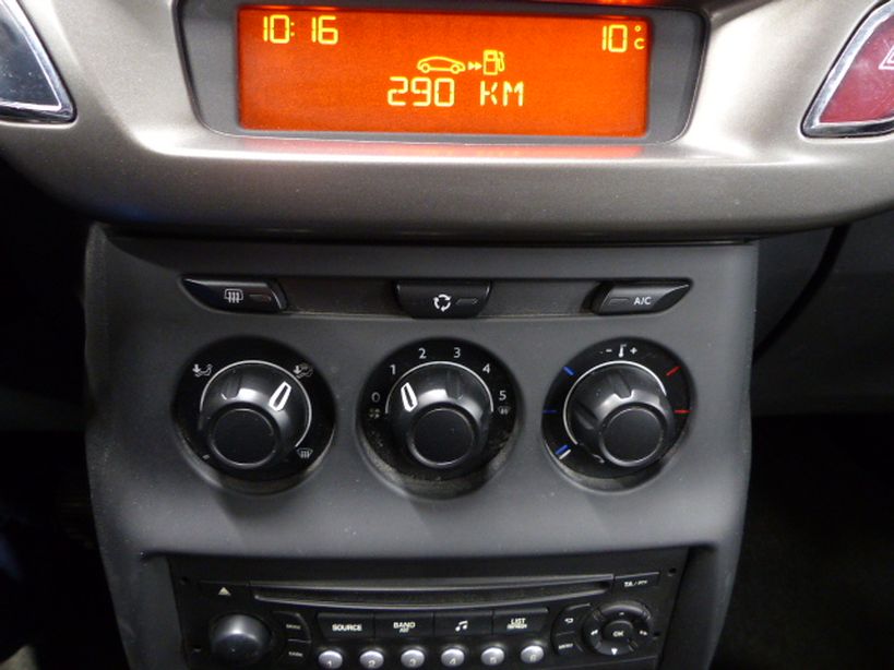 CITROEN C3 2013 - Photo n°8