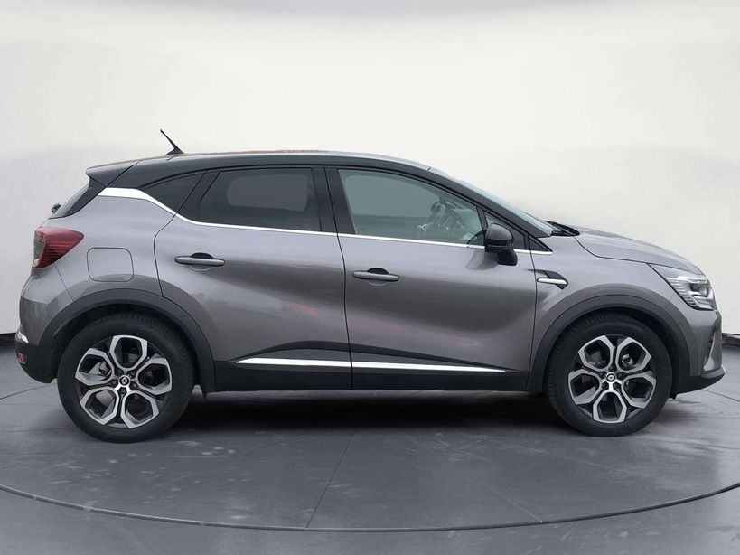 RENAULT CAPTUR 2022 - Photo n°4