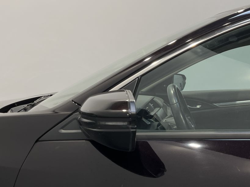 HONDA CIVIC 4 PORTES 2018 2019 - Photo n°46