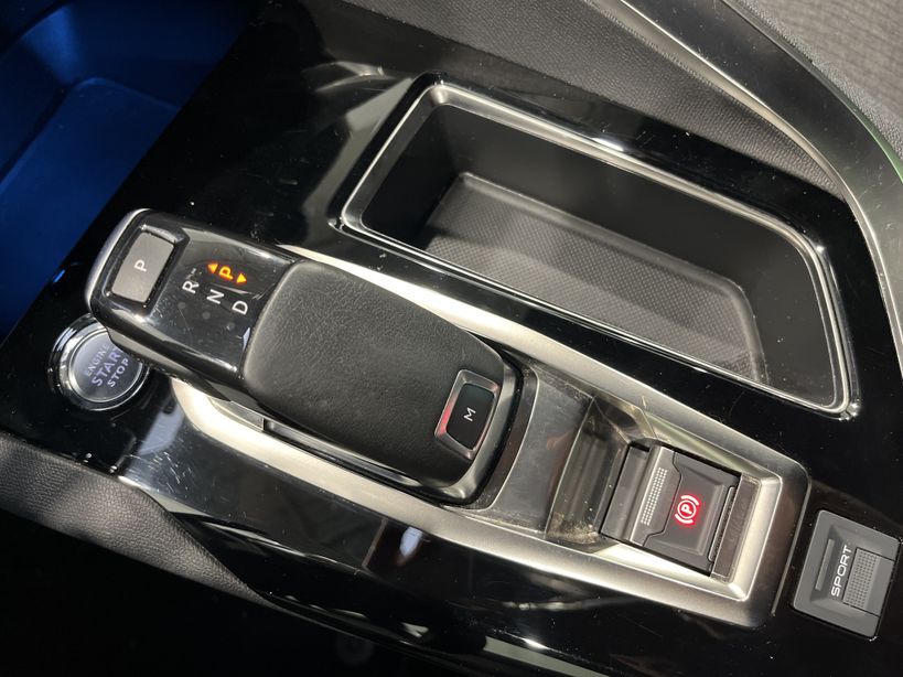PEUGEOT 3008 2019 - Photo n°19