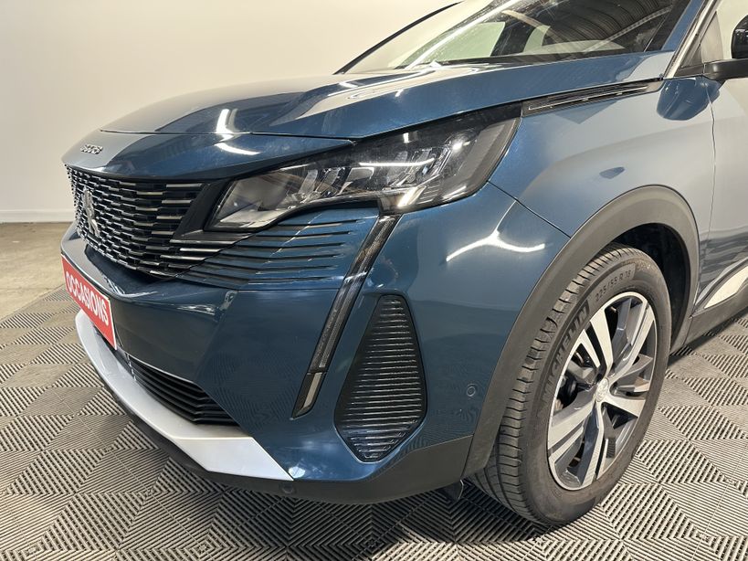 PEUGEOT 3008 2023 - Photo n°3