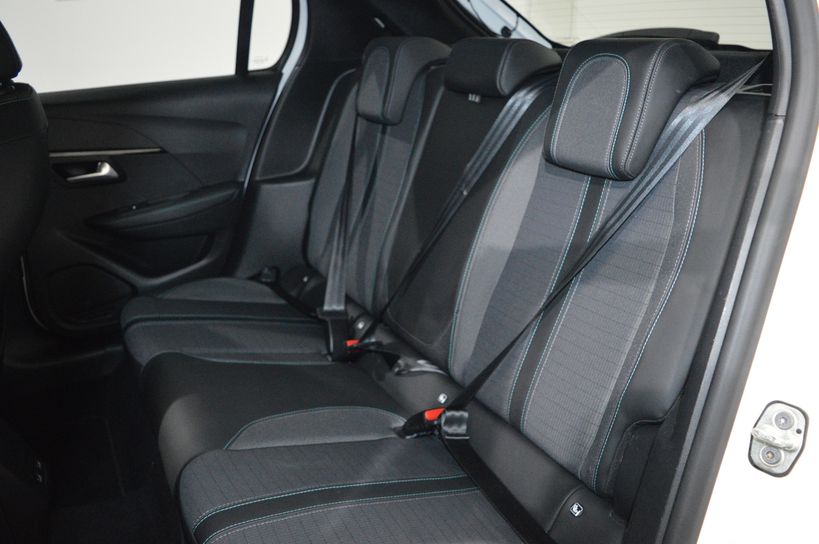 PEUGEOT 208 BUSINESS 2020 - Photo n°9