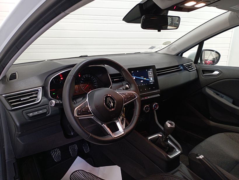 RENAULT CLIO V 2019 - Photo n°11