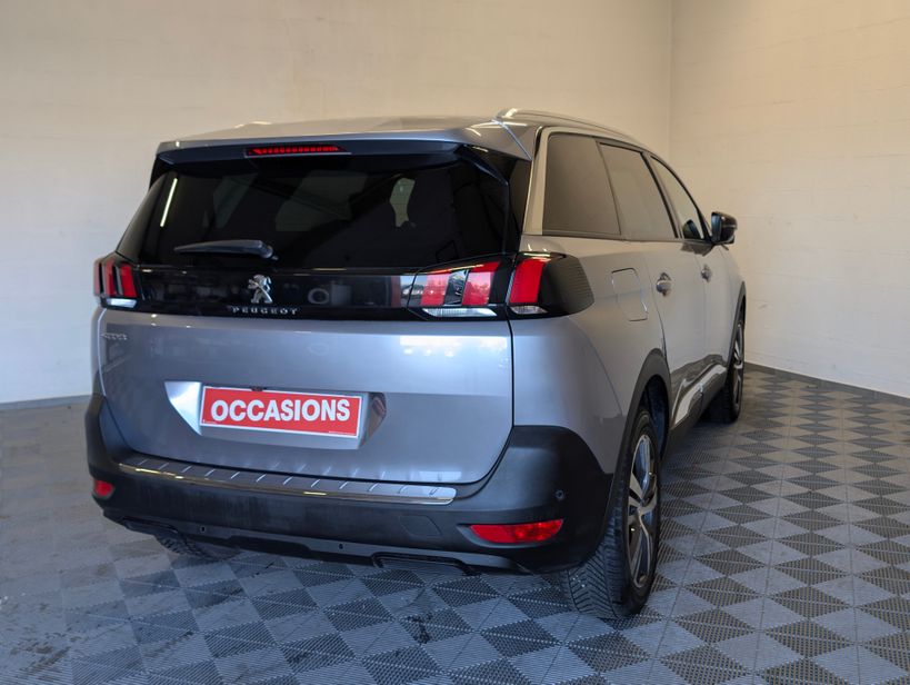 PEUGEOT 5008 2023 - Photo n°5
