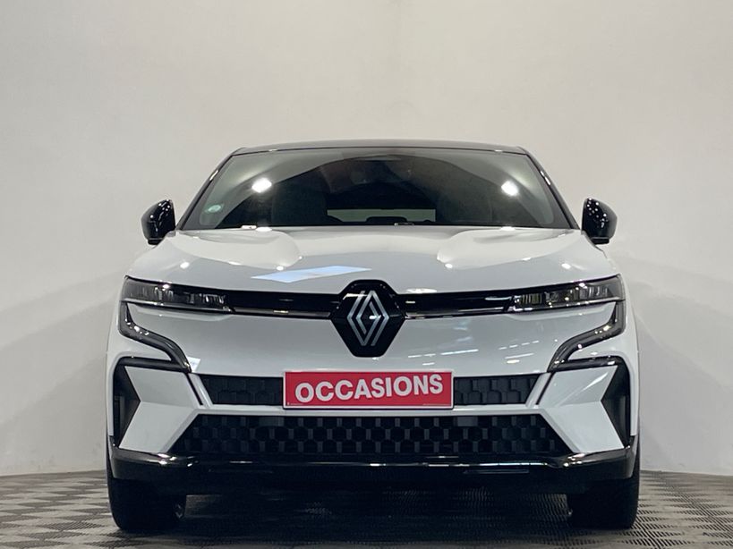 RENAULT MEGANE E TECH 2023 - Photo n°5