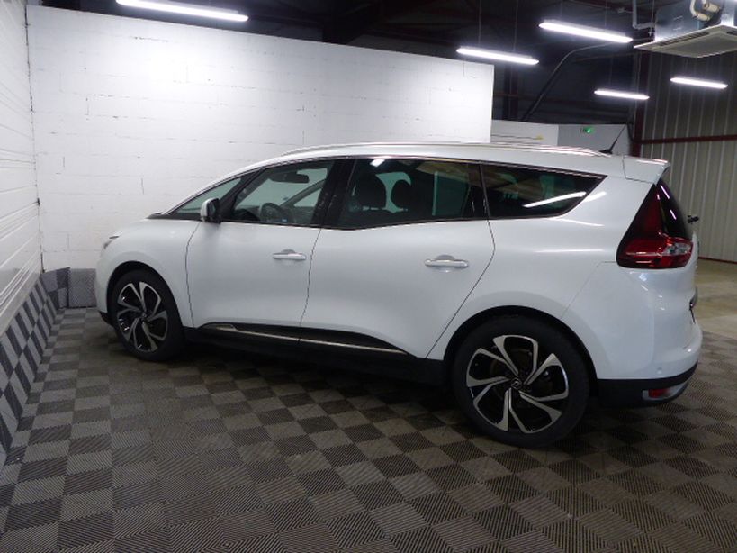RENAULT GRAND SCENIC IV 2017 - Photo n°14