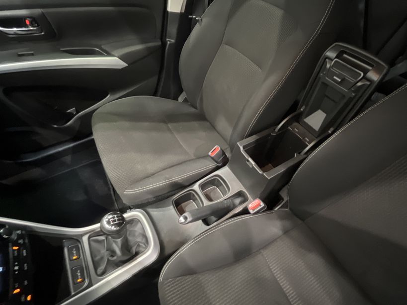 SUZUKI S CROSS 2019 - Photo n°18