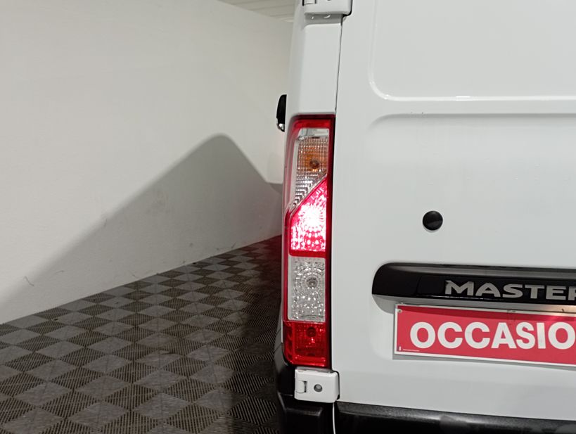 RENAULT MASTER FOURGON 2018 - Photo n°9