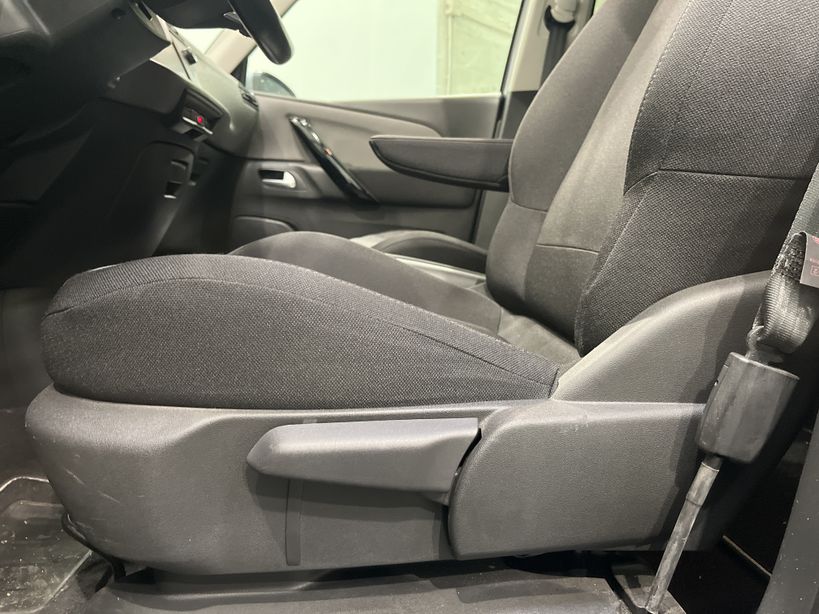 CITROEN GRAND C4 PICASSO 2017 - Photo n°35