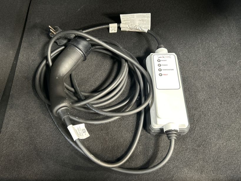 RENAULT MEGANE IV BERLINE 2023 - Photo n°34