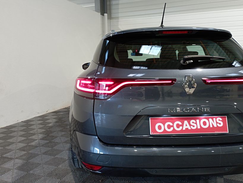 RENAULT MEGANE IV ESTATE 2022 - Photo n°10