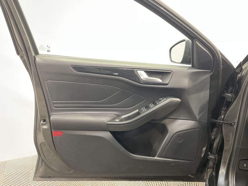 FORD FOCUS 2021 - Photo n°35