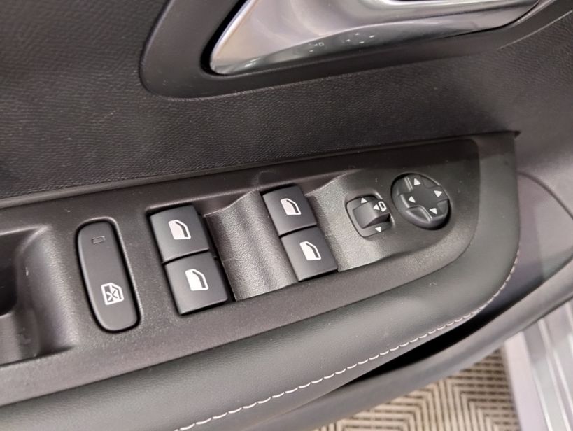 PEUGEOT 208 2025 - Photo n°15