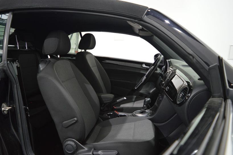 VOLKSWAGEN COCCINELLE CABRIOLET 2016 - Photo n°7