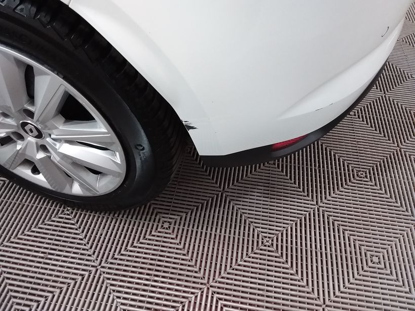 RENAULT MEGANE IV BERLINE 2021 - Photo n°4
