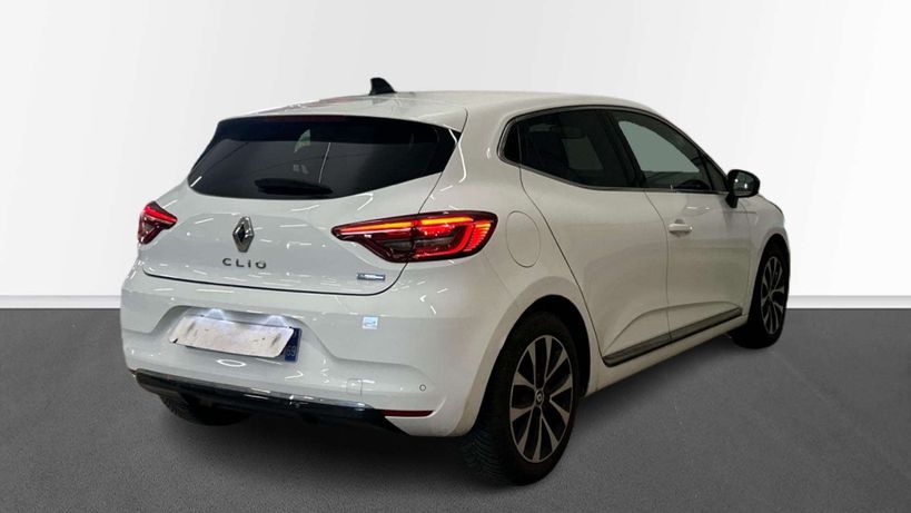 RENAULT CLIO V 2022 - Photo n°5