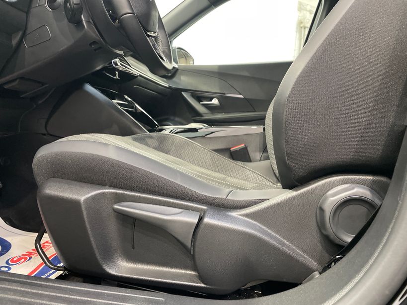 PEUGEOT 2008 2025 - Photo n°38