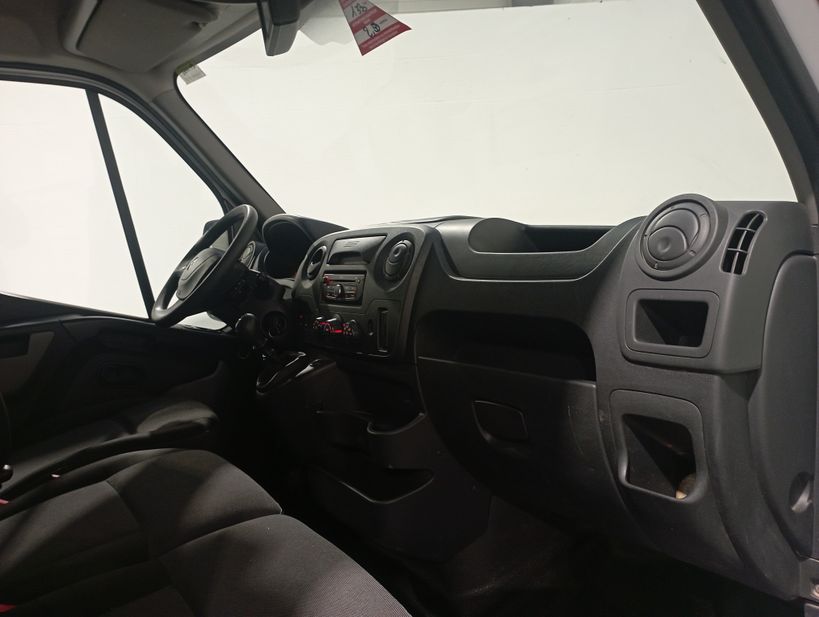 RENAULT MASTER FOURGON 2018 - Photo n°11