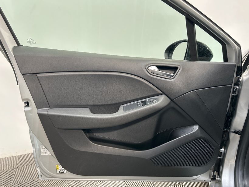 RENAULT CLIO V 2023 - Photo n°29